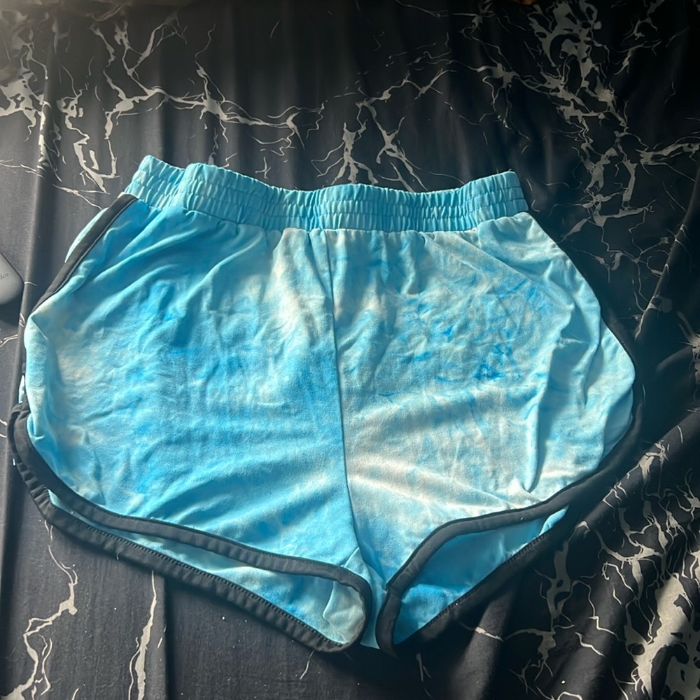 Short shorts